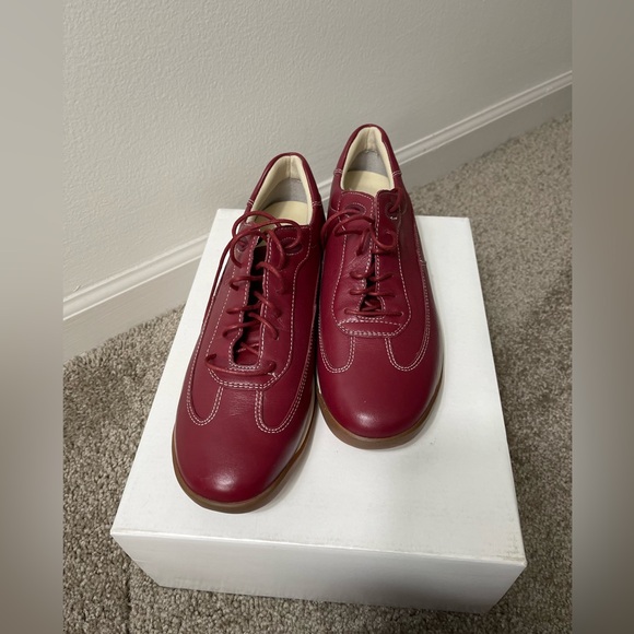 Rockport Shoes - Women's Rockport Walk Together T-Toe Red Berry Nappa Sneaker Leather Size 9M